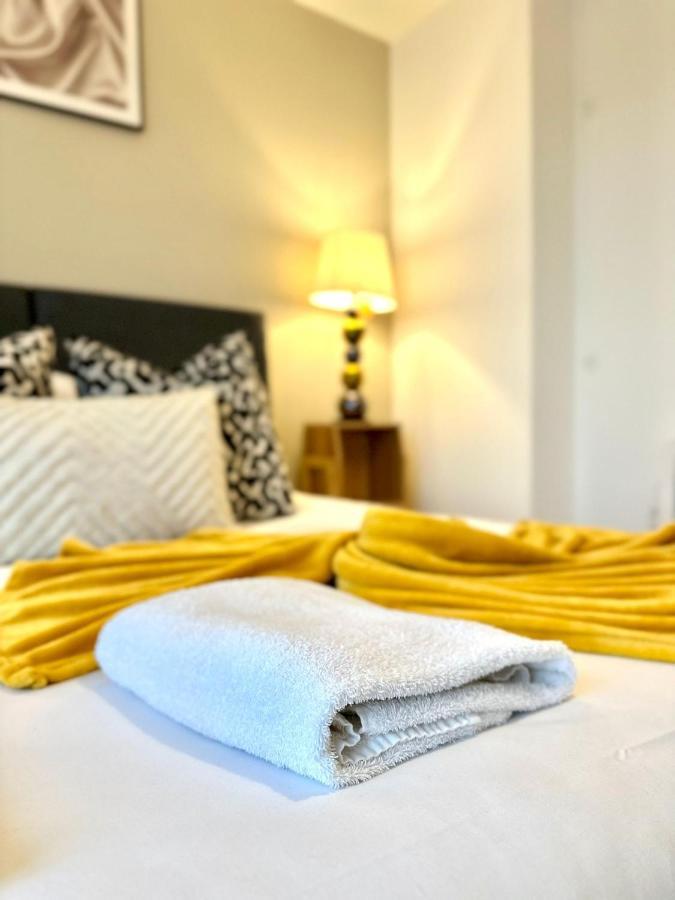 Koala & Tree - Modern 1 Bed Apartment For 4 Guests In The Heart Of Cambridge - Short Lets & Serviced Accommodation CBG Exterior foto