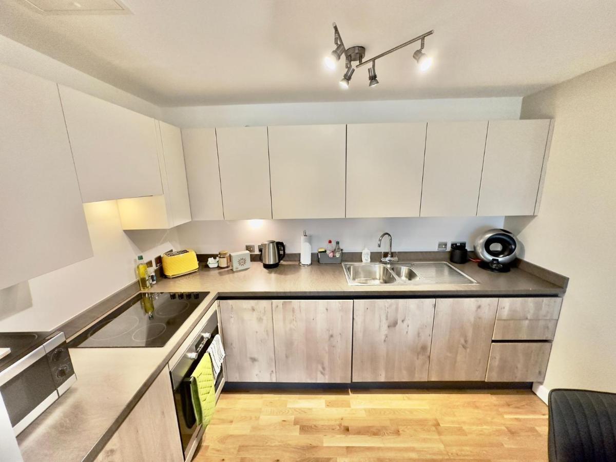 Koala & Tree - Modern 1 Bed Apartment For 4 Guests In The Heart Of Cambridge - Short Lets & Serviced Accommodation CBG Exterior foto